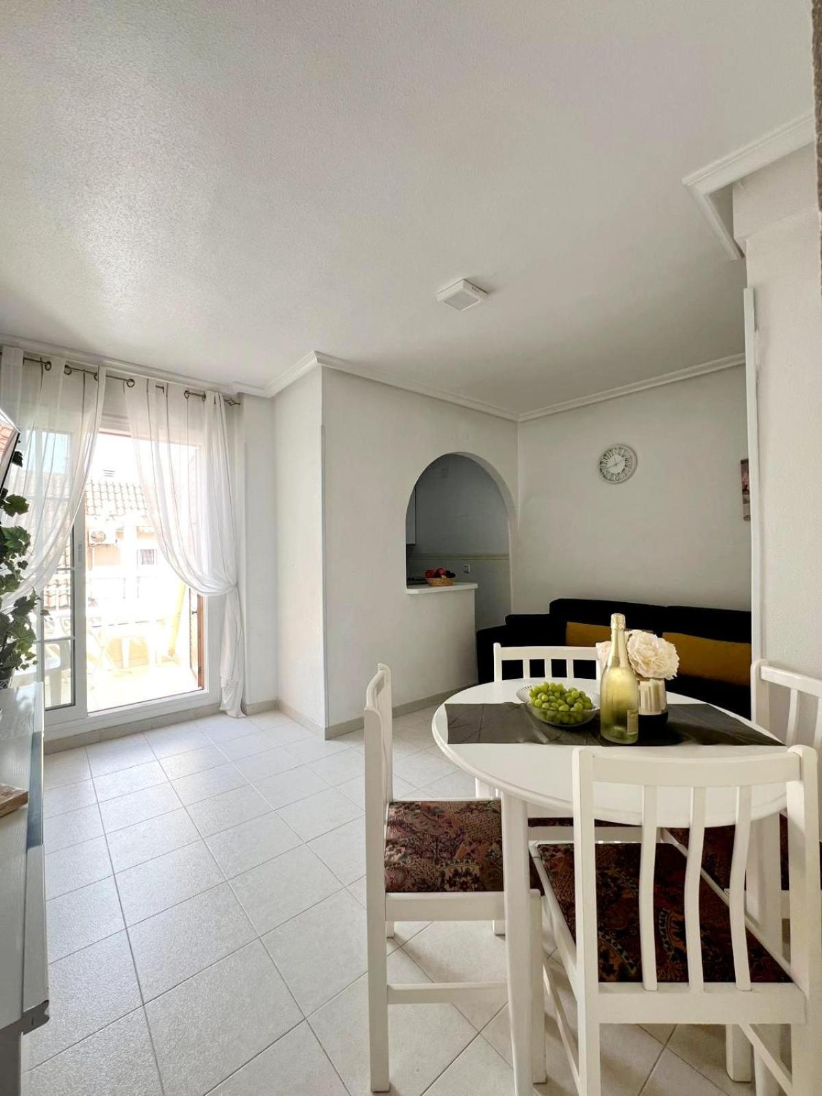 Holiday Apartment 托雷维耶哈 外观 照片